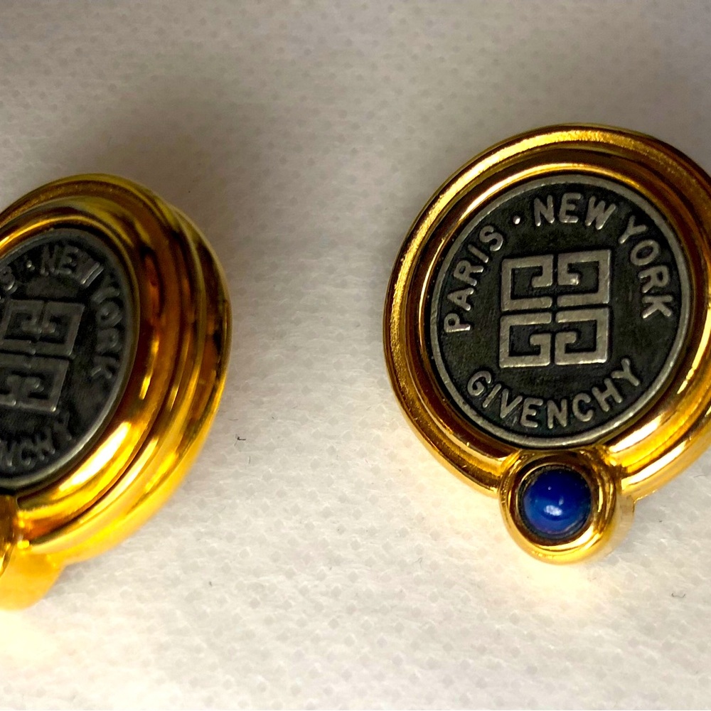 Vintage 1980’s Givenchy Paris New York Coin Medallion Logo Cabochon Earrings